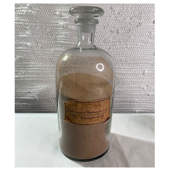 Set of Two French Style Glass Apothecary Bottles with glass stoppers. - Picture 9 of 14